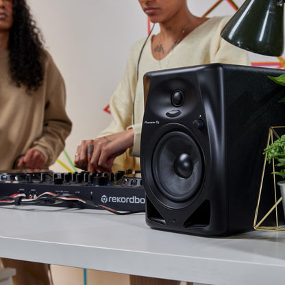 Pioneer DJ DM-50D-BT Desktop Monitor System with Bluetooth