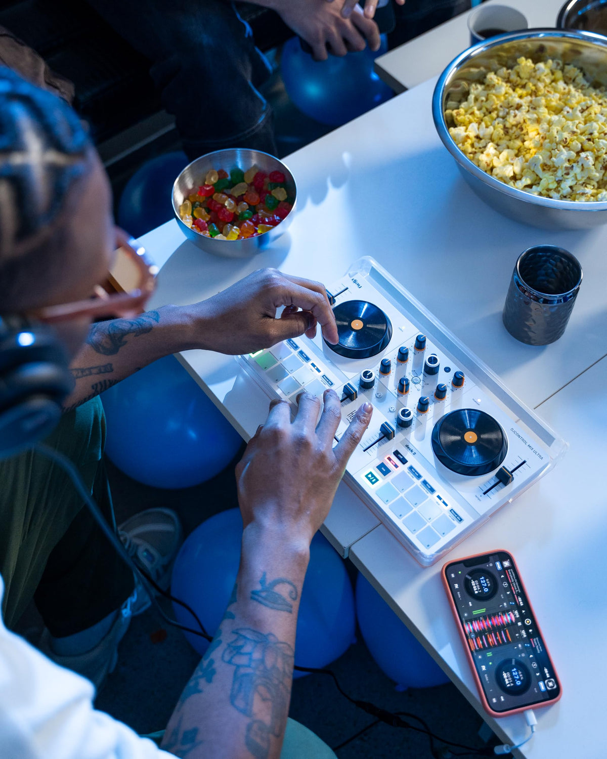 Hercules DJControl Mix Ultra - Mobile DJ Controller